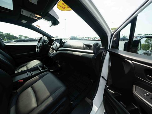Used 2024 Honda Odyssey Sport image 26