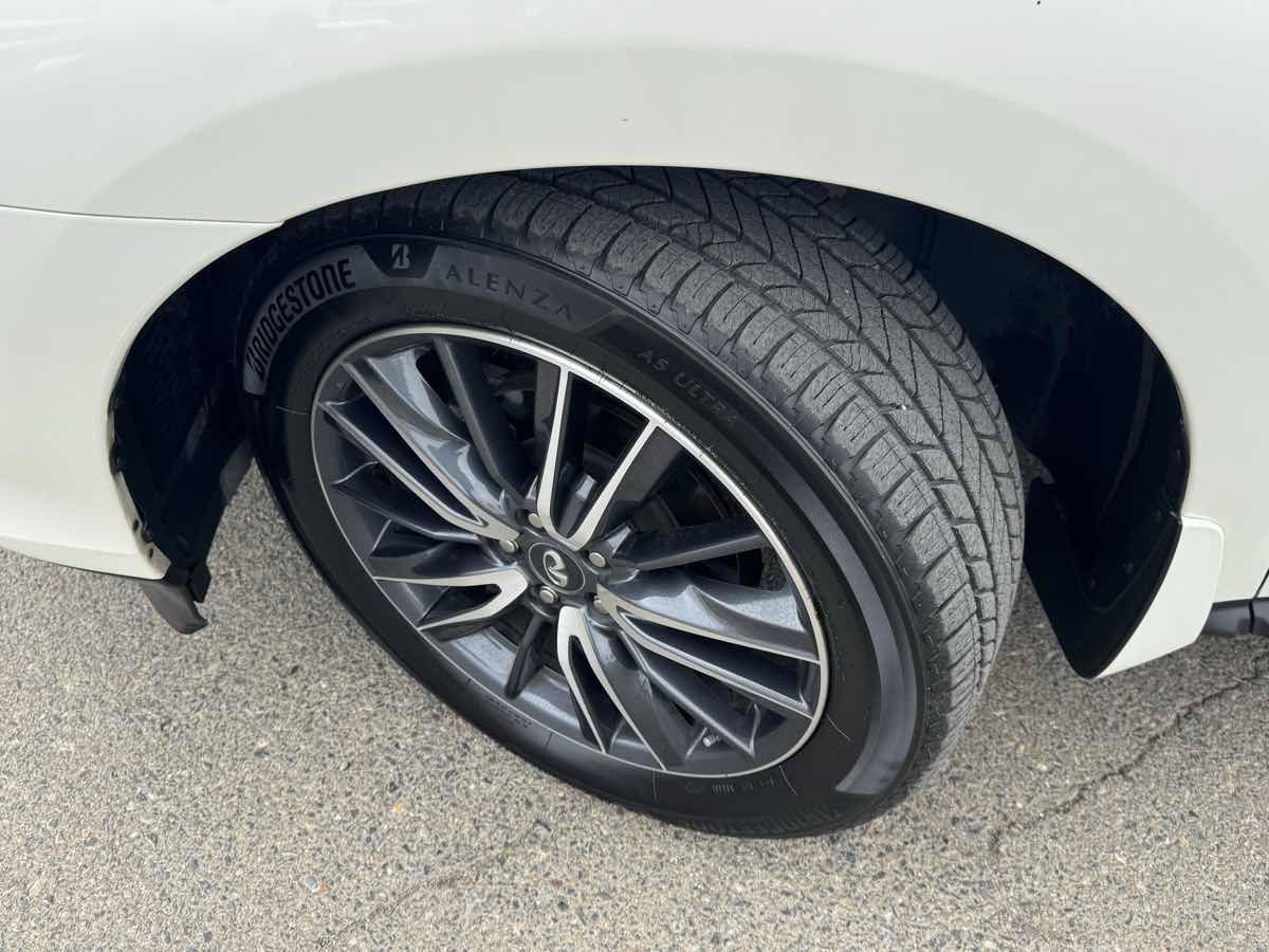Used 2018 INFINITI QX60 Luxe w/ Deluxe Technology Package AWD/4WD image 42