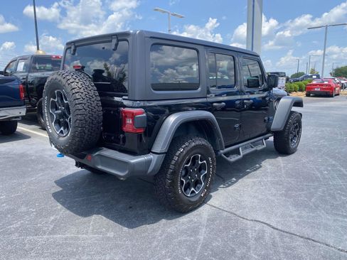 Used 2021 Jeep Wrangler Unlimited Rubicon 4xe AWD/4WD image 7