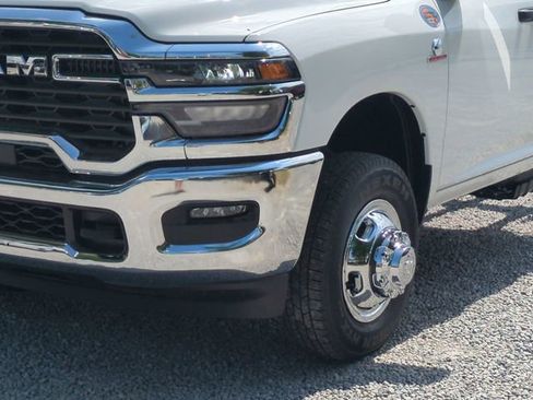 New 2026 RAM 3500 Tradesman image 9