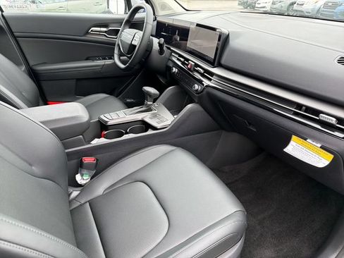 New 2026 Kia Sportage SX FWD image 23