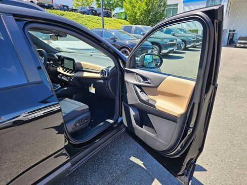 New 2026 Chevrolet Equinox ACTIV w/ Convenience Package III image 26