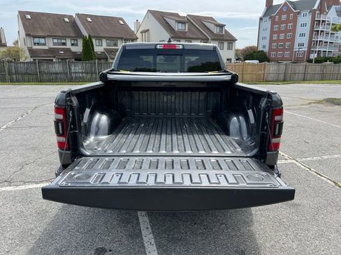 Used 2023 RAM 1500 Laramie AWD/4WD image 30