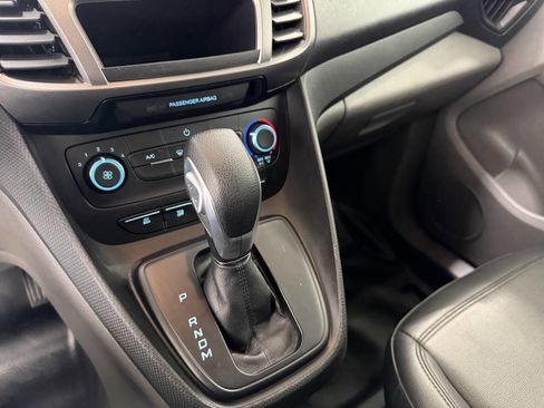 Used 2019 Ford Transit Connect XL image 11