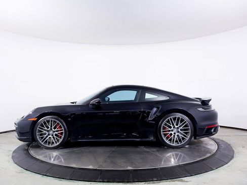 Used 2024 Porsche 911 Turbo image 2