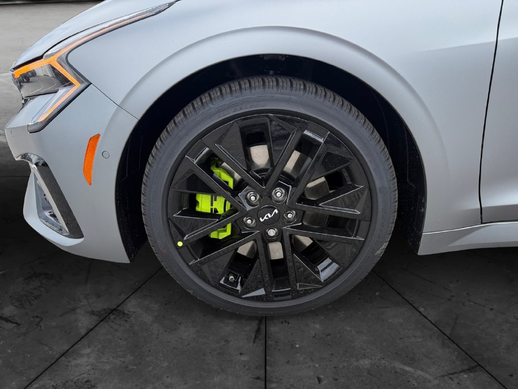 New 2027 Kia K5 GT FWD image 14