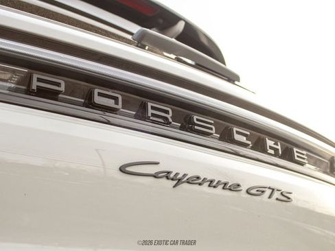 Used 2025 Porsche Cayenne GTS image 60