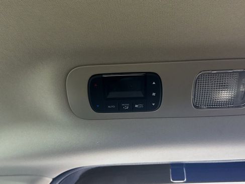 Certified 2026 Honda Odyssey Touring image 21