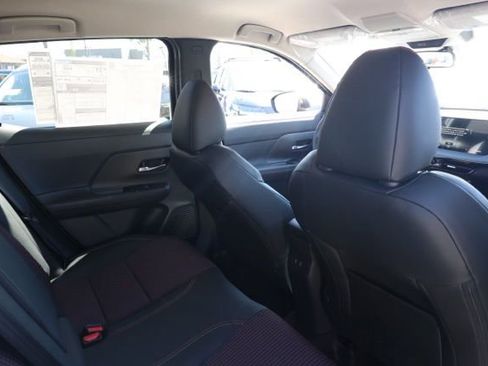 New 2026 Nissan Kicks SR image 17