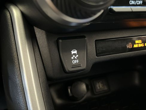 Used 2024 Toyota RAV4 LE AWD/4WD image 34