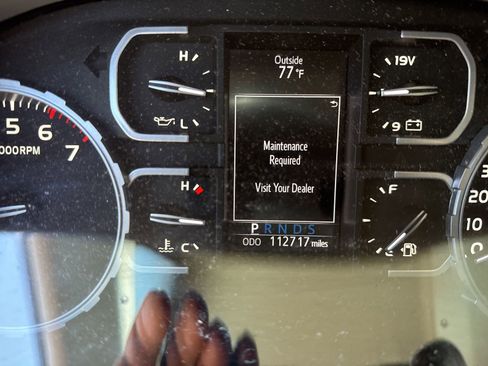 Used 2020 Toyota Tundra Platinum AWD/4WD image 19