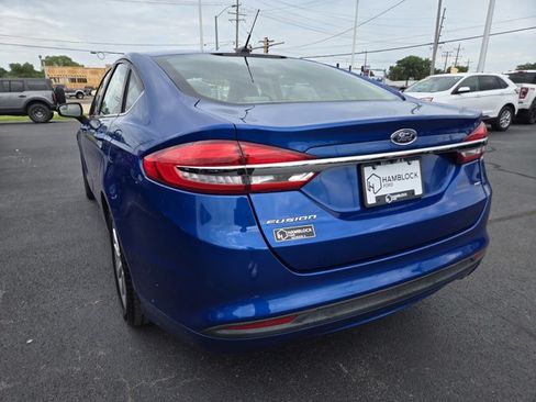 Used 2017 Ford Fusion SE FWD image 37
