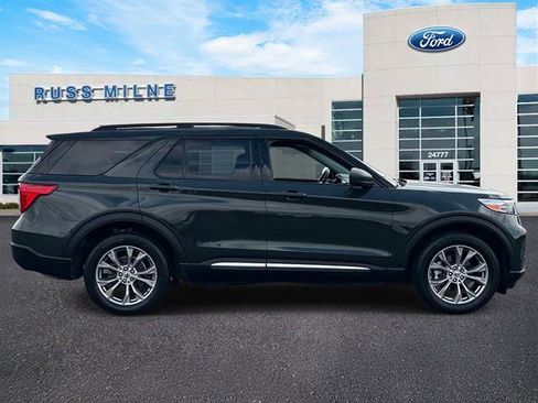 Used 2023 Ford Explorer XLT w/ Equipment Group 202A image 2