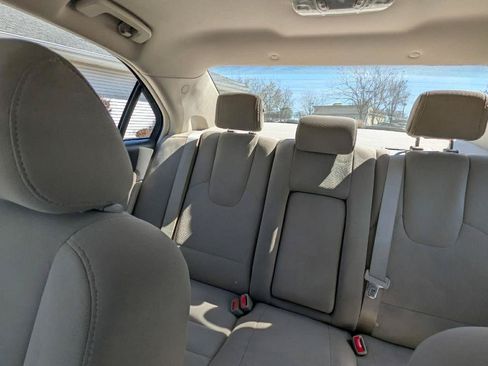 Used 2012 Ford Fusion Hybrid FWD image 20