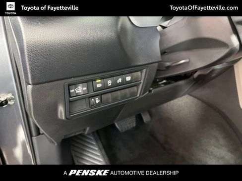 Used 2025 Toyota Tundra SR5 w/ SR5 Premium Package AWD/4WD image 23