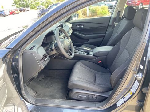 Used 2024 Honda Accord EX image 34