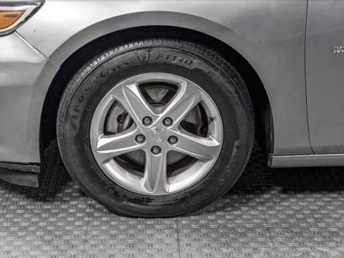 Used 2023 Chevrolet Malibu LS FWD image 32