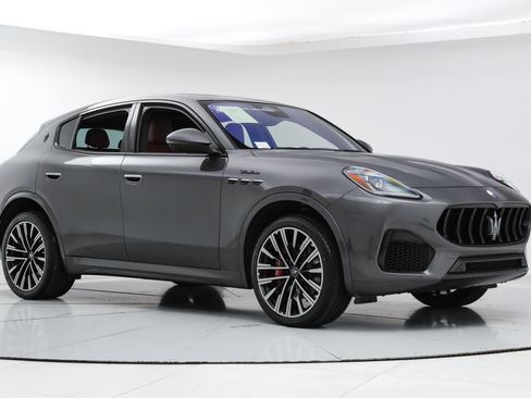 Certified 2023 Maserati Grecale Modena AWD/4WD image 7