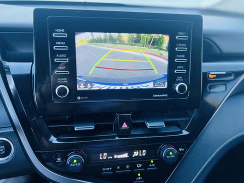 Used 2023 Toyota Camry SE w/ Convenience Package FWD image 16