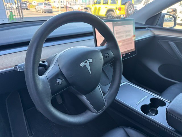 Used 2023 Tesla Model Y Long Range AWD/4WD image 10