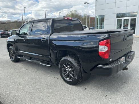 Used 2021 Toyota Tundra SR5 w/ Trail Edition image 7