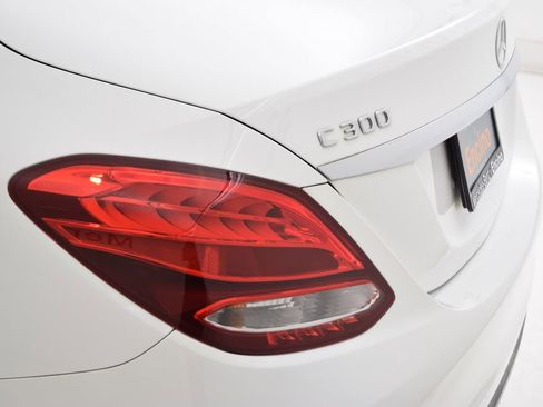 Used 2018 Mercedes-Benz C 300 Sedan image 13