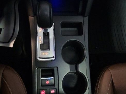 Used 2017 Subaru Outback 3.6R Touring image 36