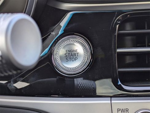 Used 2025 Genesis G70 3.3T Advanced image 26