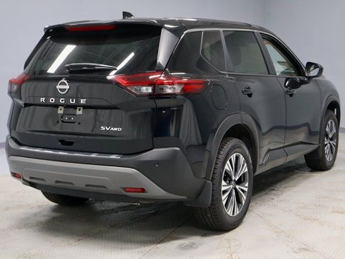 Certified 2023 Nissan Rogue SV image 11
