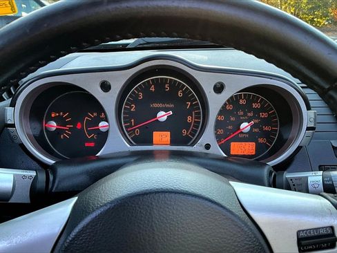 Used 2008 Nissan 350Z Touring image 13