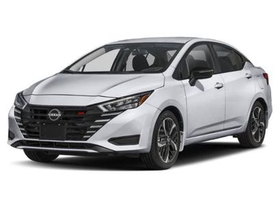 New 2025 Nissan Versa SR w/ Trunk Package