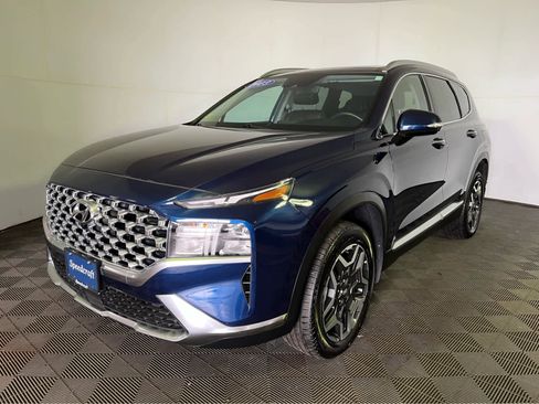Used 2023 Hyundai Santa Fe SEL Premium image 3