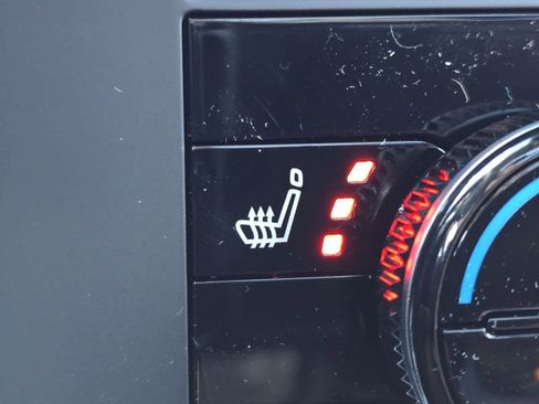 New 2026 Nissan Rogue SV image 4