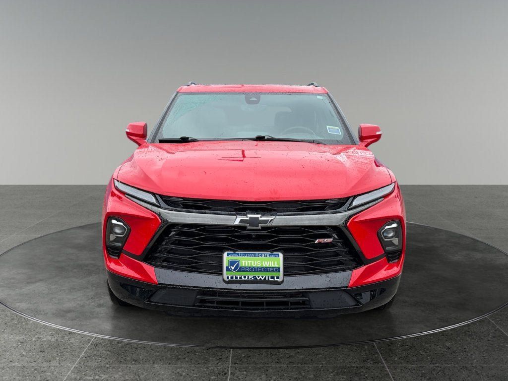 Used 2023 Chevrolet Blazer RS w/ Driver Confidence II Package AWD/4WD image 2