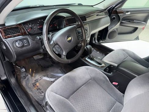 Used 2014 Chevrolet Impala Limited LS FWD image 10