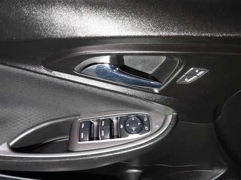 Used 2019 Chevrolet Malibu LS FWD image 8