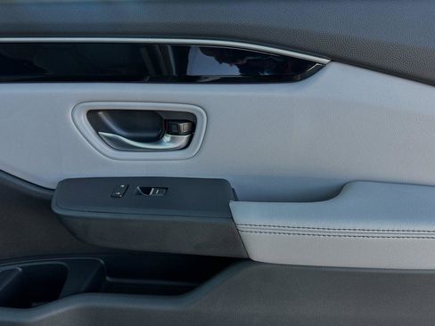 New 2025 Honda Pilot EX-L image 20