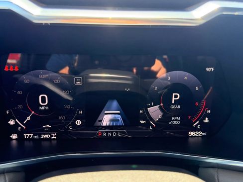 Used 2025 GMC Canyon Denali AWD/4WD image 16