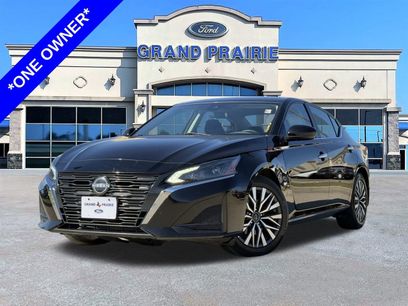 Used 2023 Nissan Altima 2.5 SV