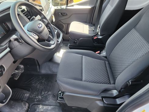 New 2026 Ford Transit 250 148 Medium Roof Extended AWD image 12