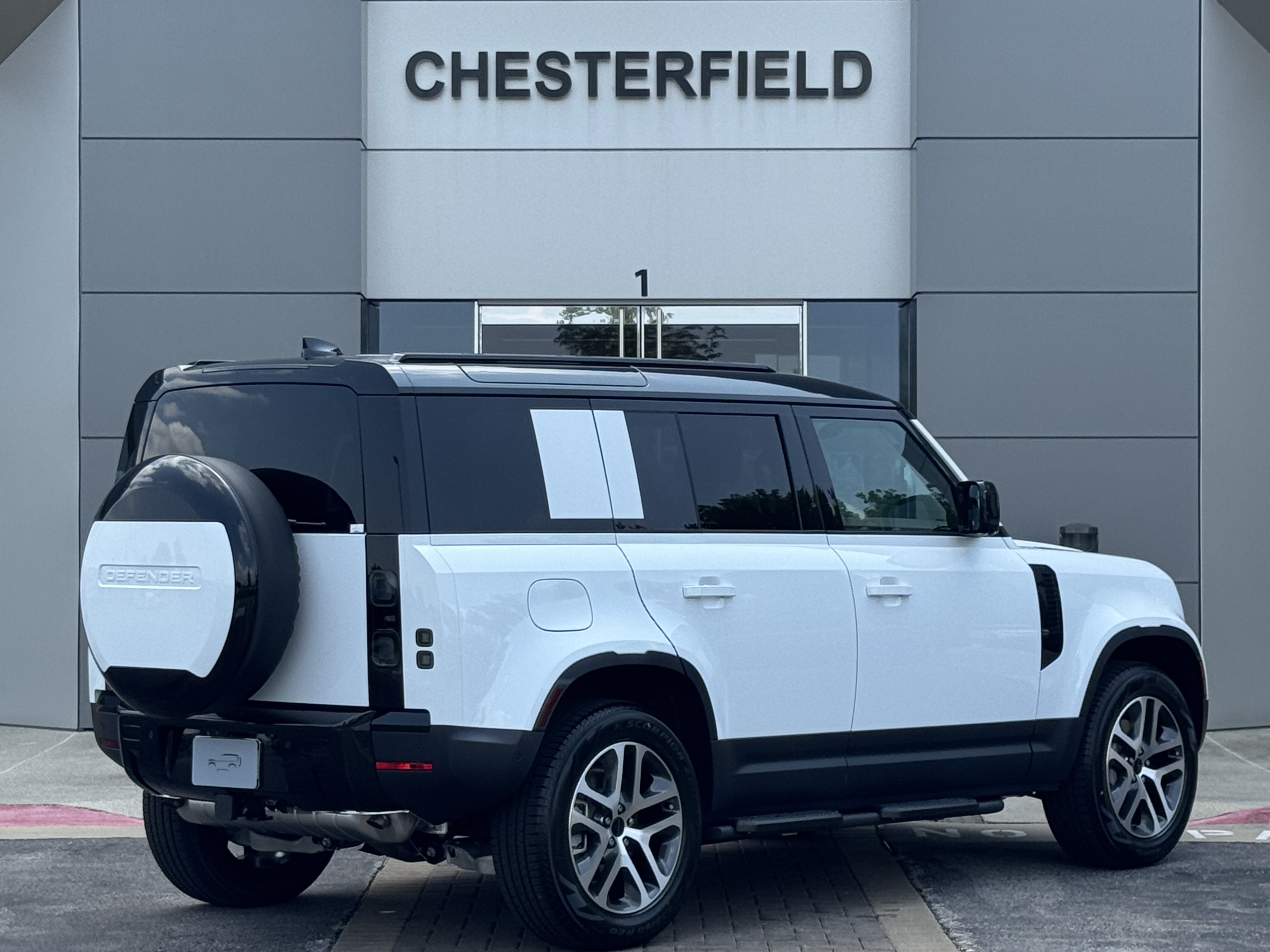 New 2026 Land Rover Defender 110 S AWD/4WD image 2
