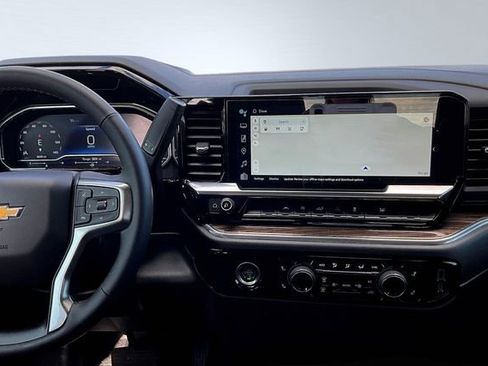 Used 2023 Chevrolet Silverado 1500 LT w/ Protection Package image 11