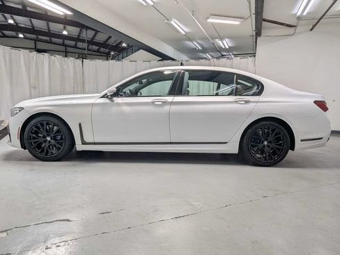 Used 2021 BMW 750i xDrive w/ Luxury Rear Seating Package AWD/4WD image 26