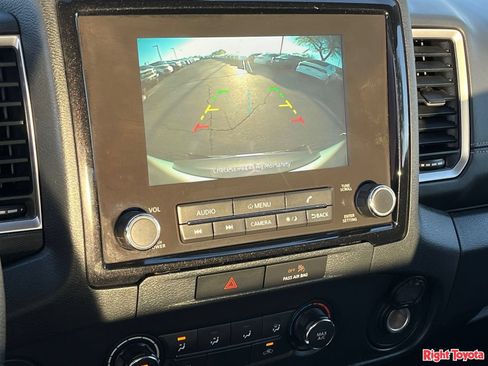 Used 2022 Nissan Frontier SV RWD image 28