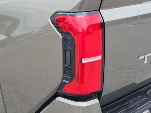 New 2026 Toyota Tacoma Limited AWD/4WD image 34