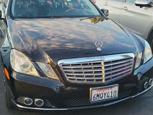 Used 2010 Mercedes-Benz E 350 Sedan image 2