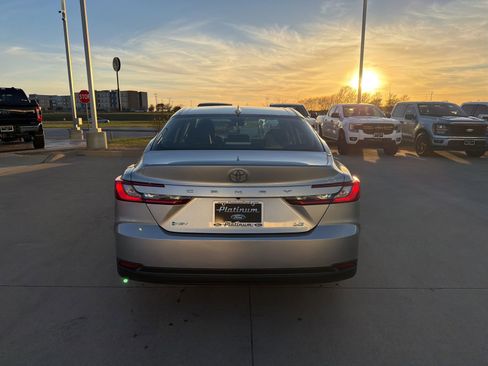 Used 2025 Toyota Camry LE FWD image 4