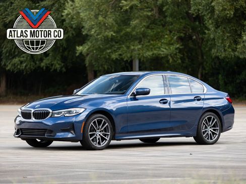 Used 2021 BMW 330i xDrive Sedan w/ Convenience Package image 1