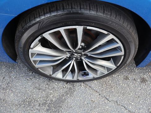 Used 2018 Kia Stinger Premium RWD image 43