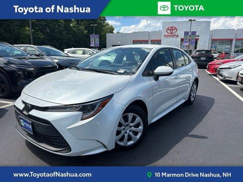Used 2023 Toyota Corolla LE w/ Carpet Mat Package (TMS) FWD image 1